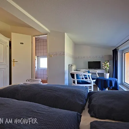 Πανσιόν Am Hochufer